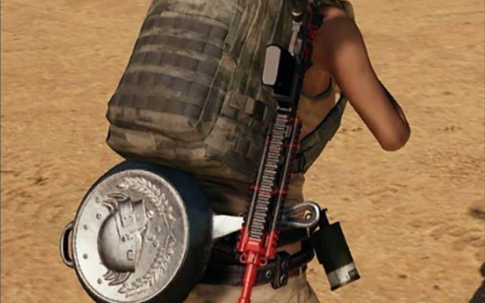 绝地求生车上怎么用平底锅打人