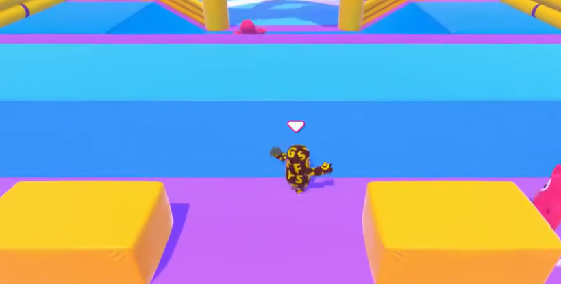 糖豆人抓住怎么爬上去